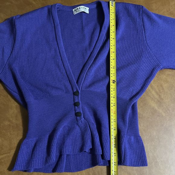 Vintage Jaeger Wool Peplum Covered Button Ribbed Purple Cardigan Size 38” 10 US - Picture 5 of 5